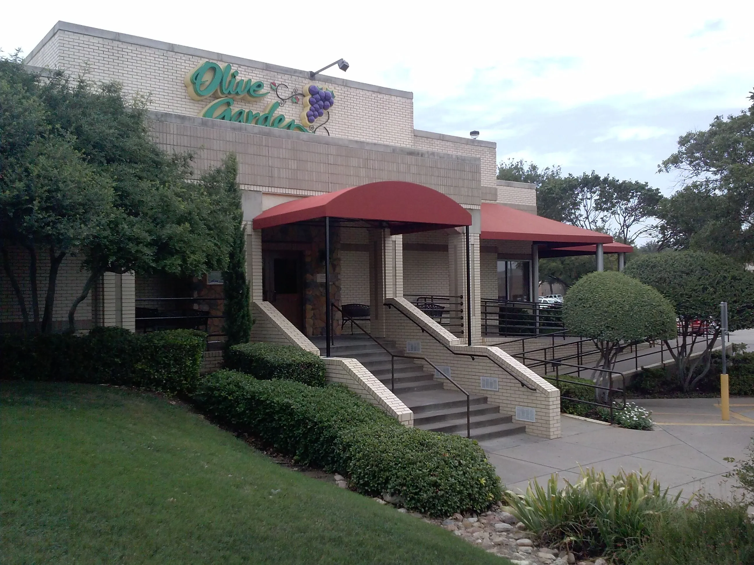Restaurant awning