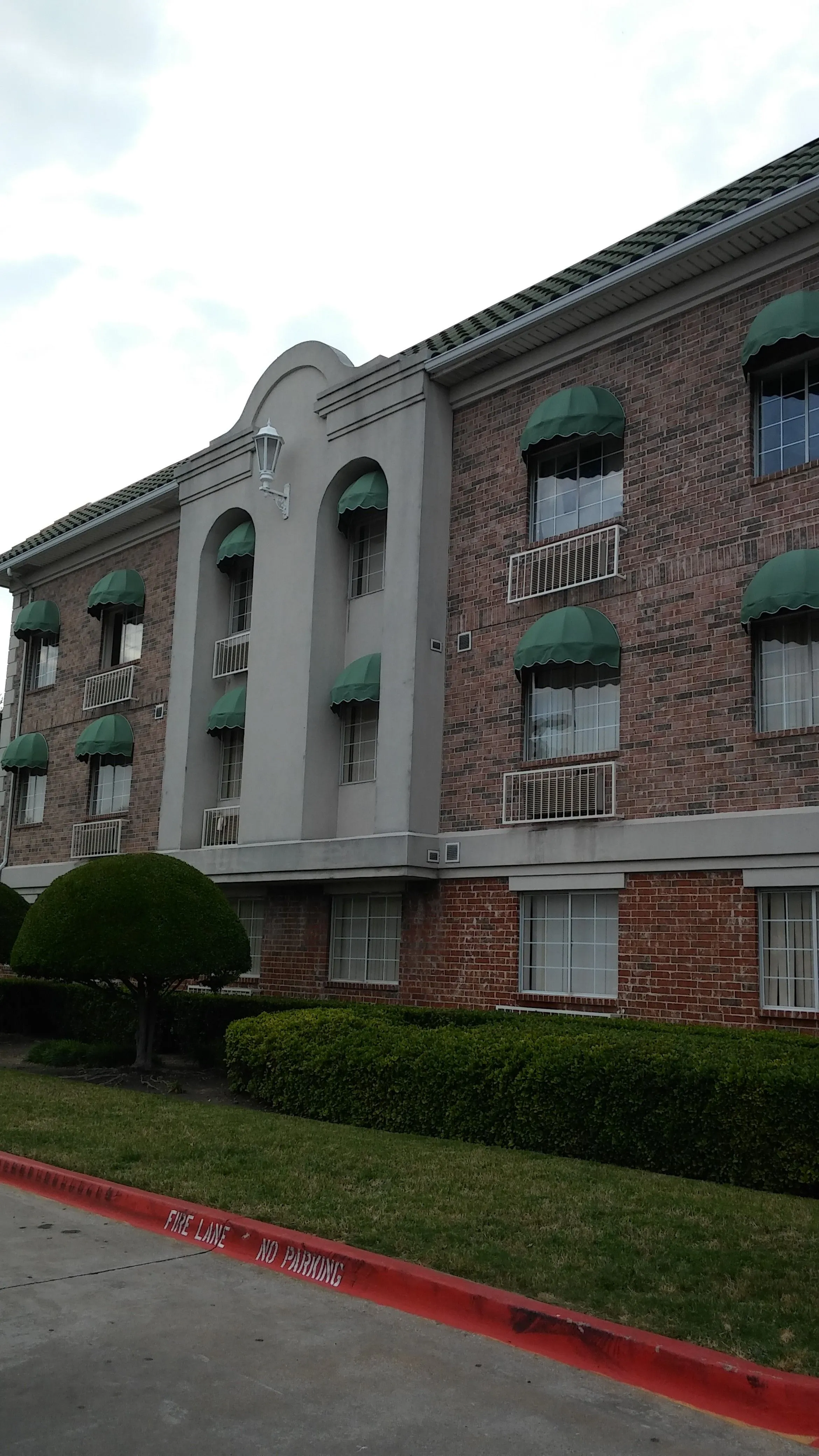 Commercial awning project